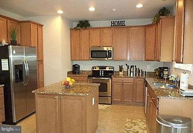 929 Hall Station Dr, Bowie, MD 20721 - photo 1