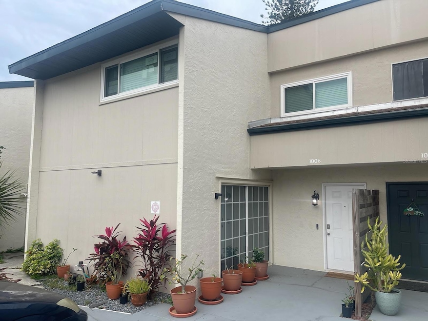 1006 Longfellow Ct unit 176C, Sarasota, FL 34243 - photo 1