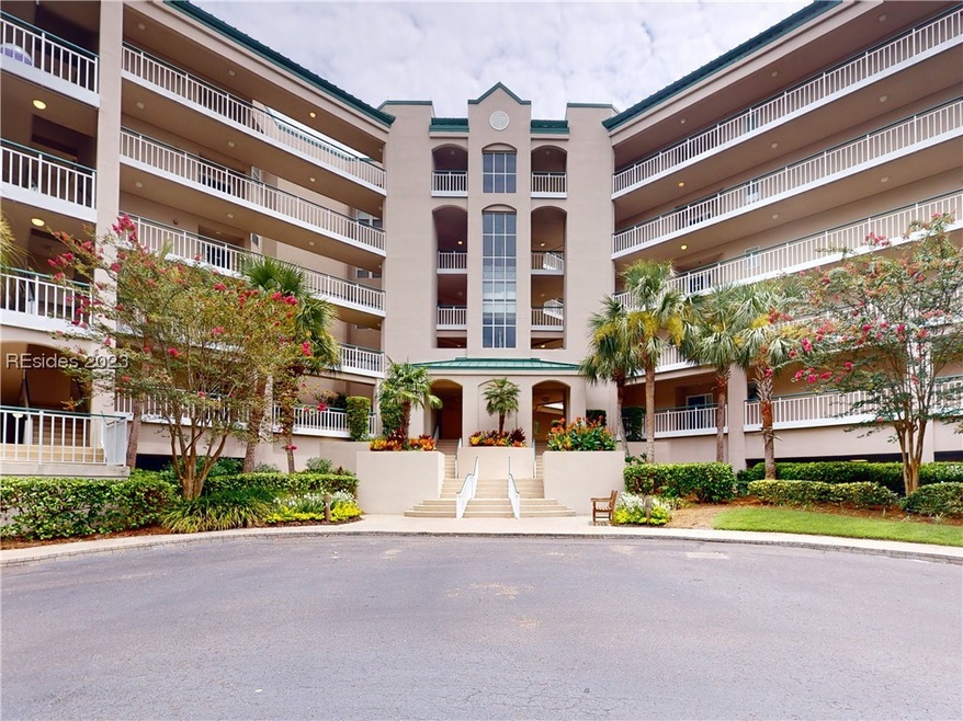 Front of Windsor Court North