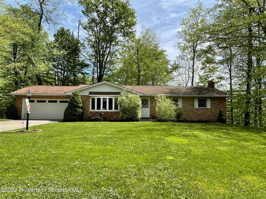 109 Forest Dr, Roaring Brook Township, PA 18444 - photo 1