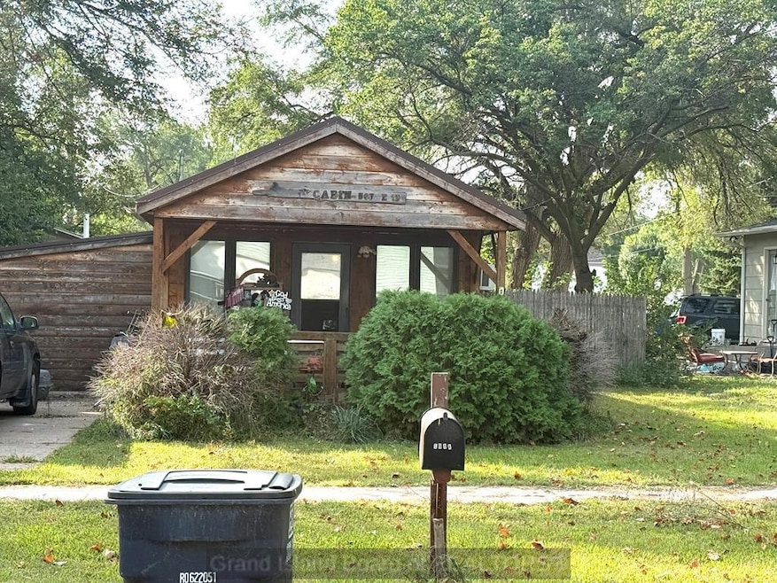 For Sale $120,000 • Co-Listing Agent