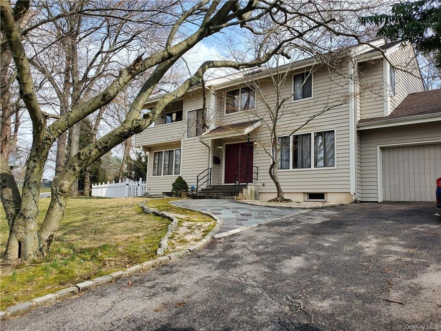 2 Ichabod Ln, Tarrytown, NY 10591 - photo 1