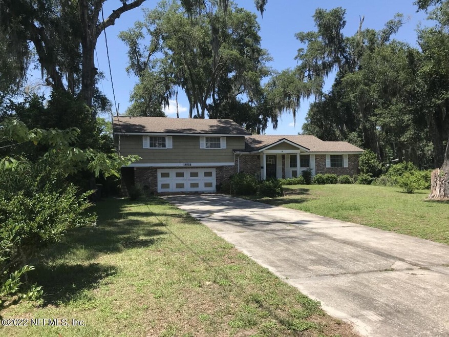 1653 Londonderry Ct, Jacksonville, FL 32210 - photo 1