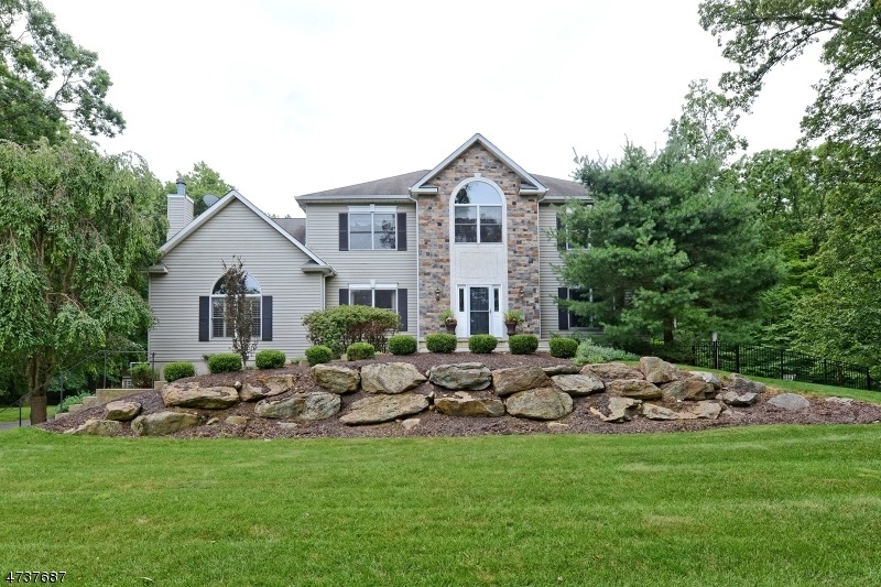 33 Pheasant Walk, Sparta, NJ 07871 - photo 1