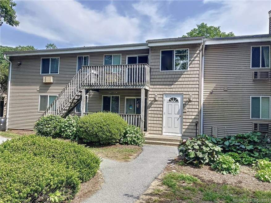 220 Main St unit 11F, New Hartford, CT 06057 - photo 1