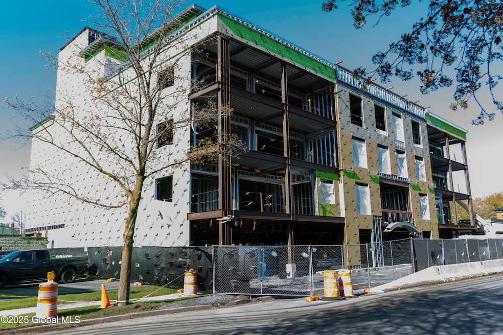 78 Church St unit 305, Saratoga Springs, NY 12866 - photo 1