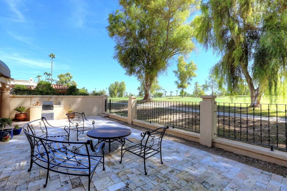 Back Patio-Golf Course View2