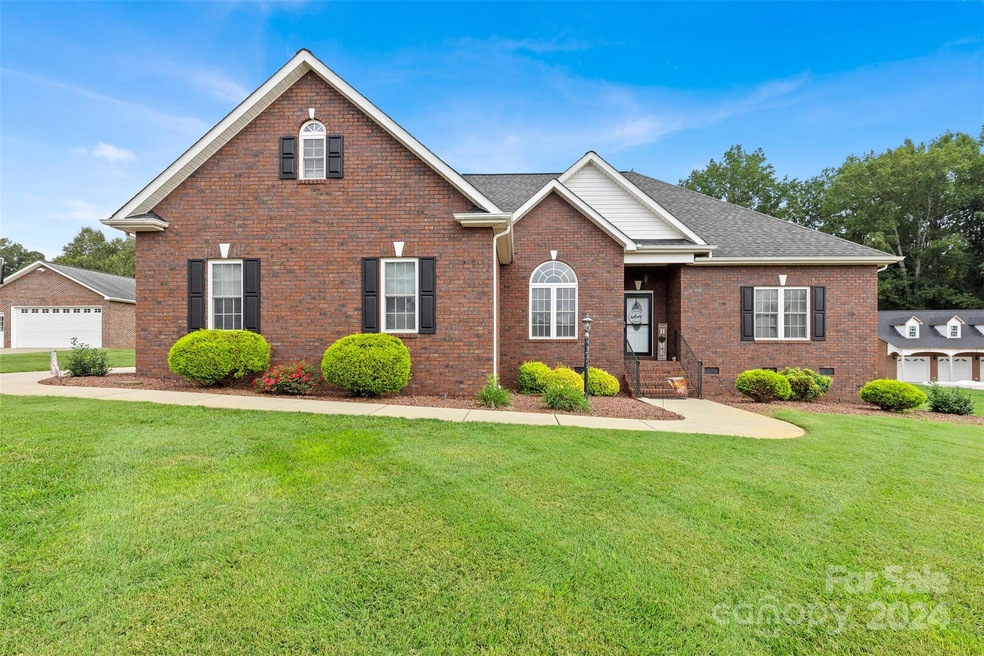 233 Seven Springs Loop unit 20, Statesville, NC 28625 - photo 1