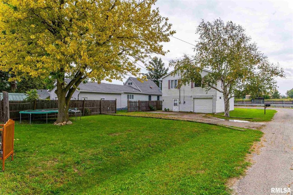 1501 N Sangamon St, Lincoln, IL 62656 - photo 1