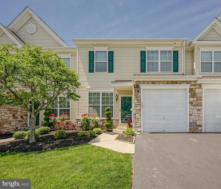 1905 Exposition Dr unit 1905, Williamstown, NJ 08094 - photo 1
