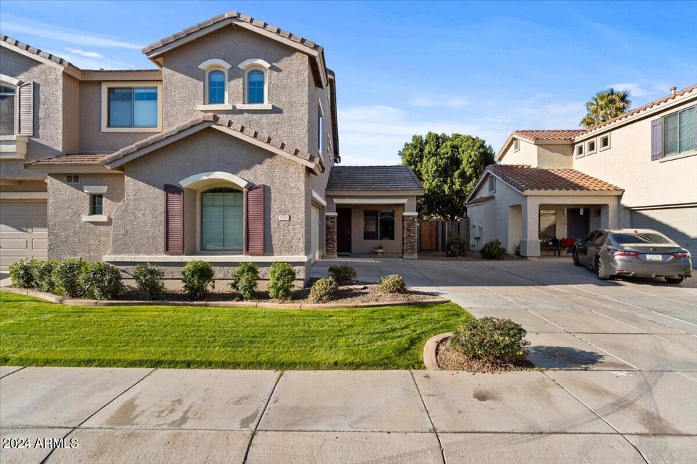 01-Front of home