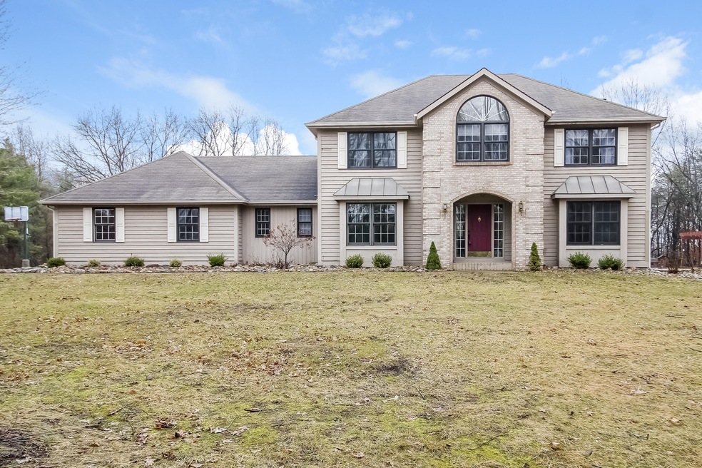 001-Front_View-2476367-large