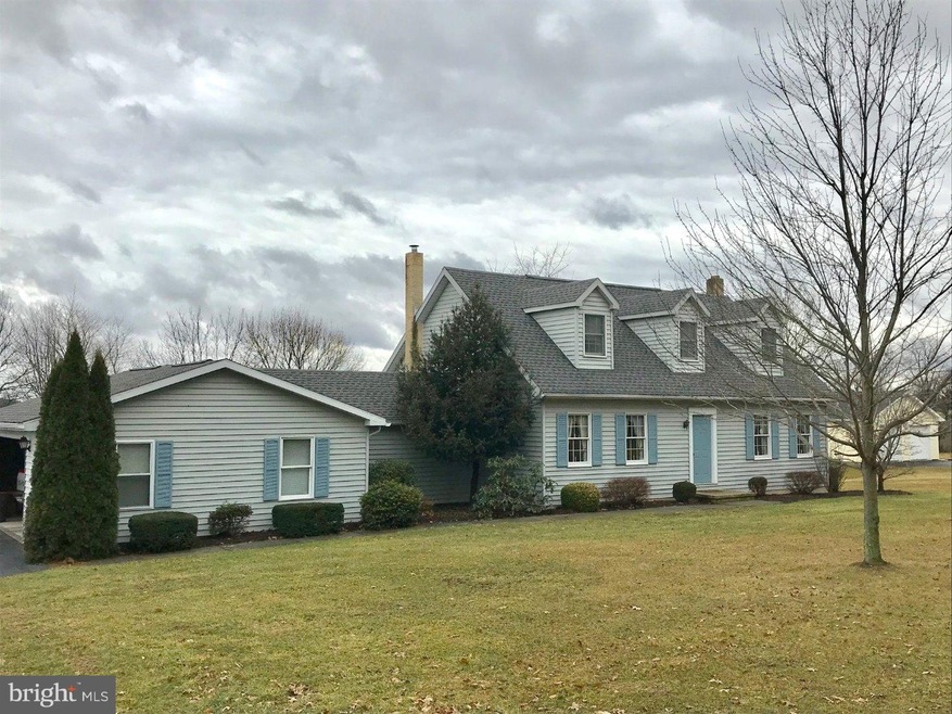 619 Stone Hill Rd, Shoemakersville, PA 19555 - photo 1