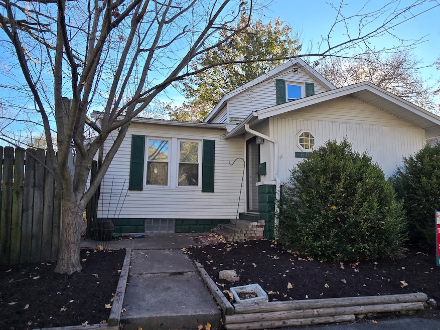 unlisted-address, Bloomington, IL 61701 - photo 1