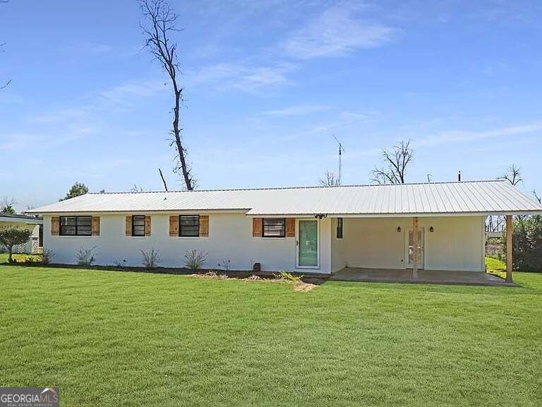 402 Holly Dr, Albany, GA 31705 - photo 1