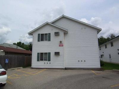 912 6th St S, La Crosse, WI 54601 - photo 1