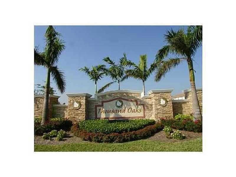 2335 Center Stone Ln, Riviera Beach, FL 33404 - photo 1