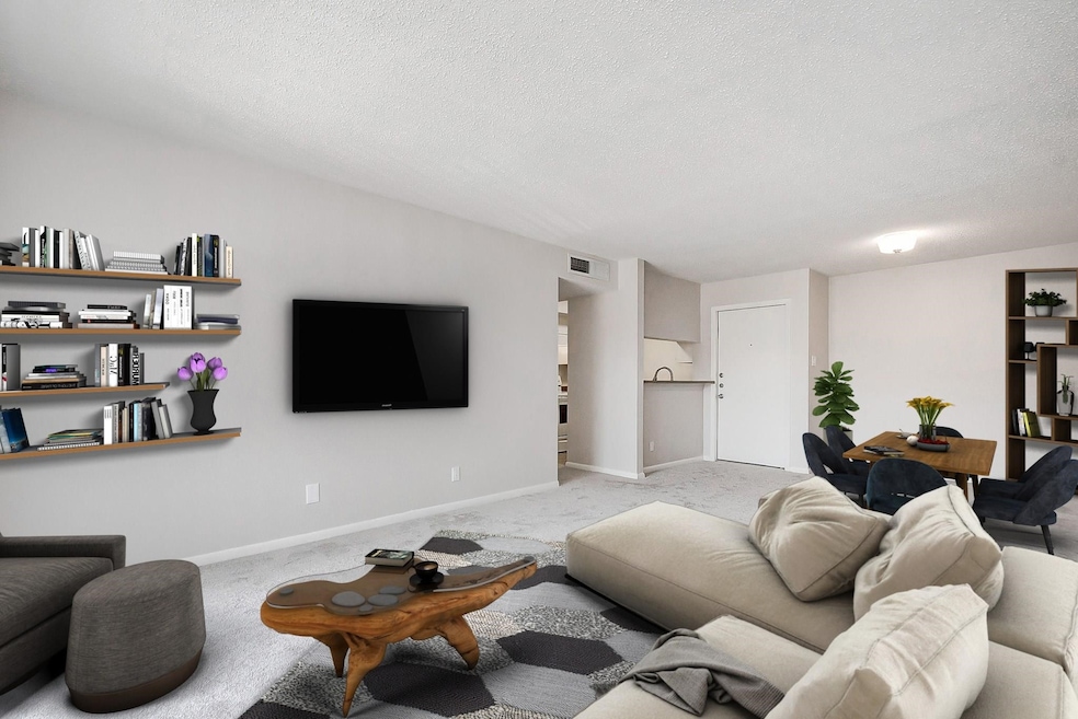 10110 Forum West Dr unit 128, Houston, TX 77036 - photo 1