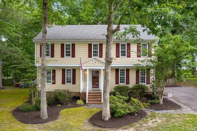 Welcome to 13030 Glenshade Dr!