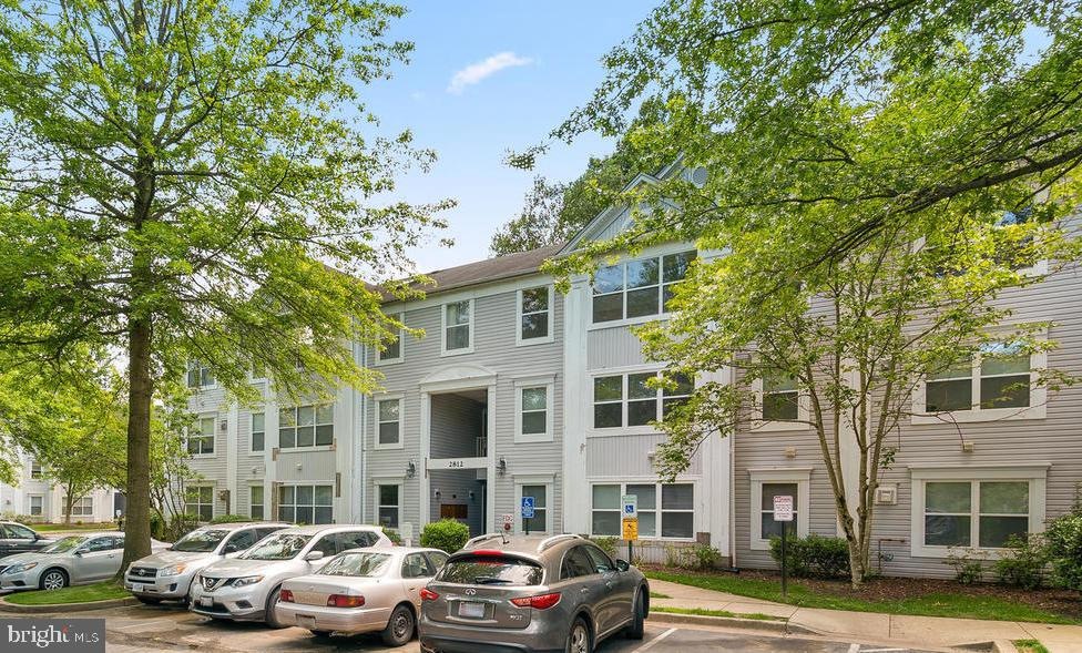 2812 Clear Shot Dr unit 1, Silver Spring, MD 20906 - photo 1