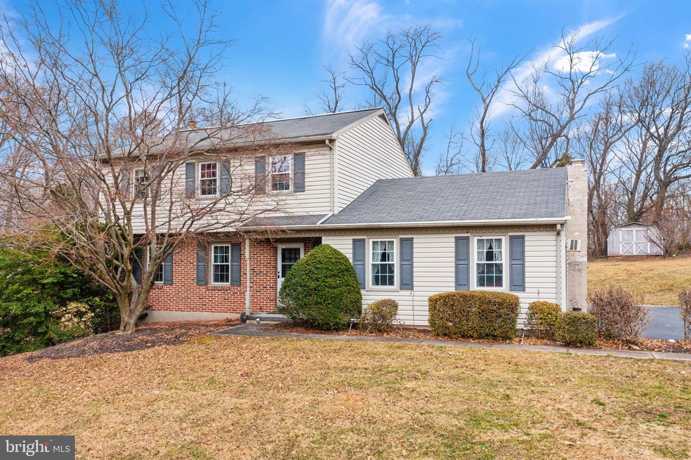 1176 Foxview Rd, Pottstown, PA 19465 - photo 1