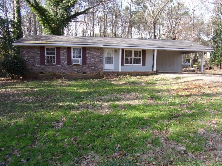 194 Howell Dr, Canton, GA 30115 - photo 1
