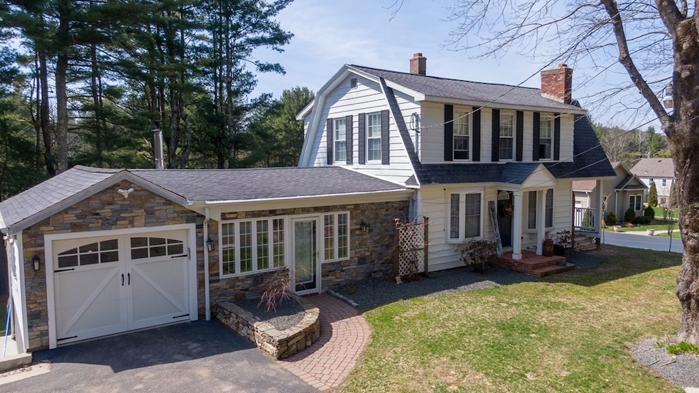 42 S Spencer Rd, Spencer, MA 01562 - photo 1