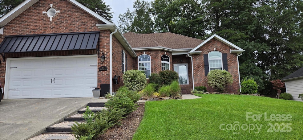 For Rent $2,800/month