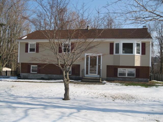 3220 Kipp Ct, Yorktown Heights, NY 10598 - photo 1