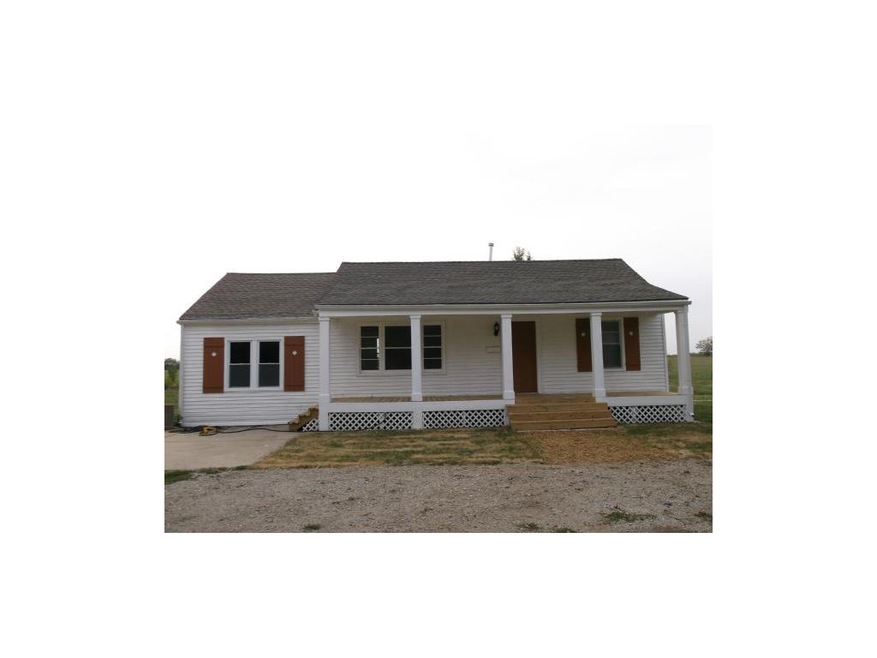 19540 S Lone Elm Rd, Spring Hill, KS 66083 - photo 1
