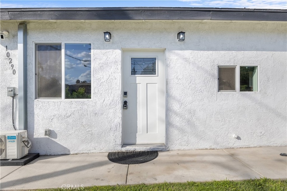 For Rent $1,900/month