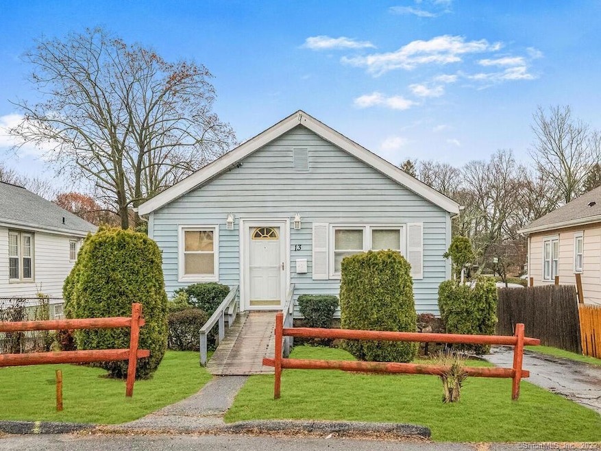 13 Morton St, Norwalk, CT 06854 - photo 1