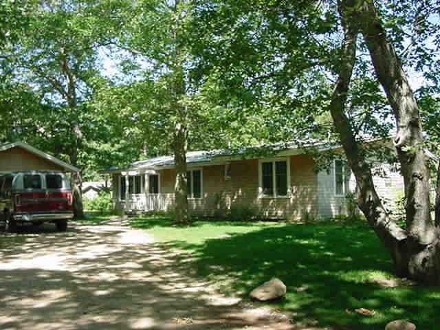 66 Madison Ave, Vineyard Haven, MA 02568 - photo 1