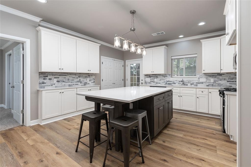 937 Amsden St, Denison, TX 75020 - photo 1