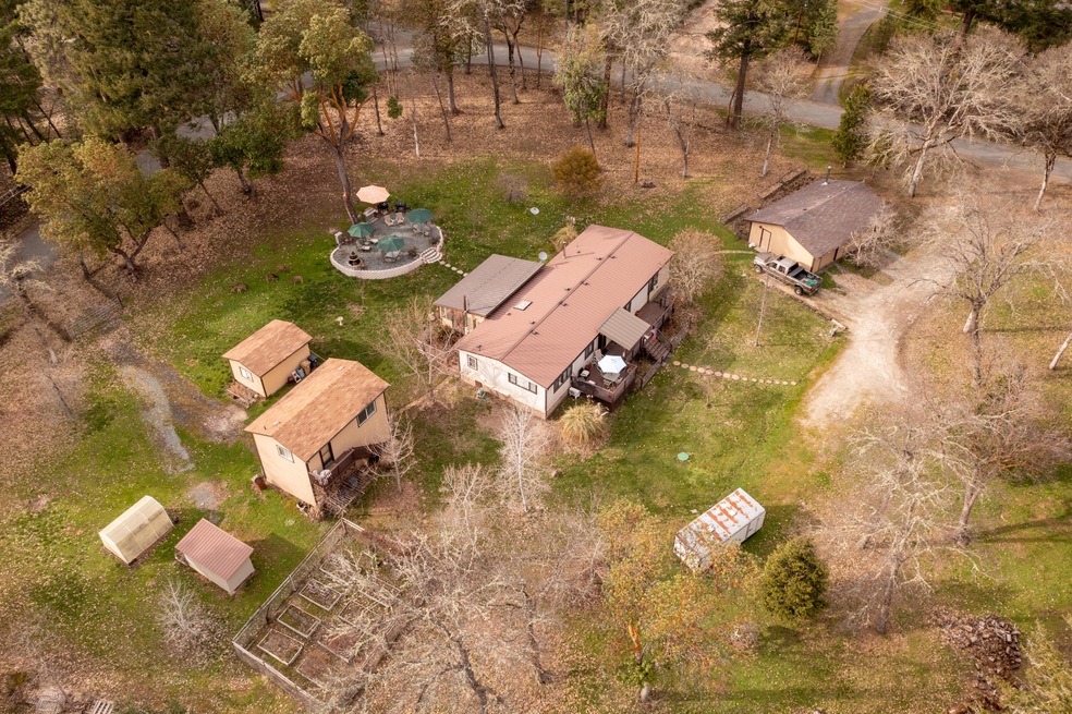 1678 Russell Rd, Merlin, OR 97532 - photo 1