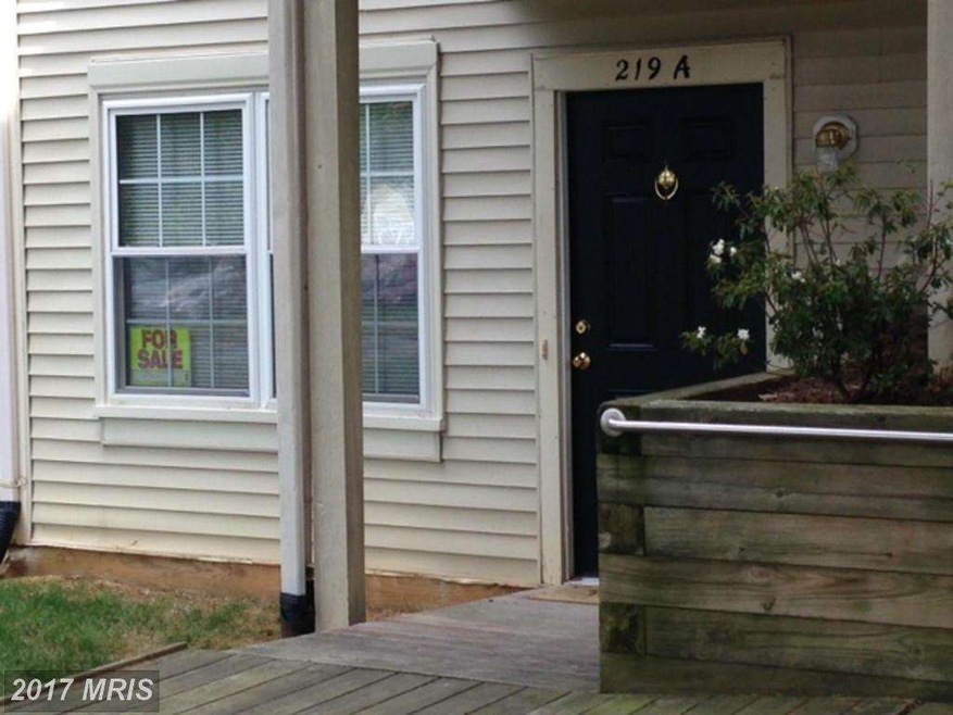 219 Fernwood Place unit A, Warrenton, VA 20186 - photo 1