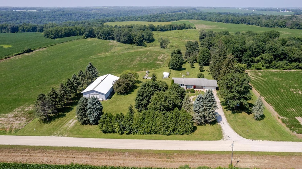 Pending $699,900 • Co-Listing Agent