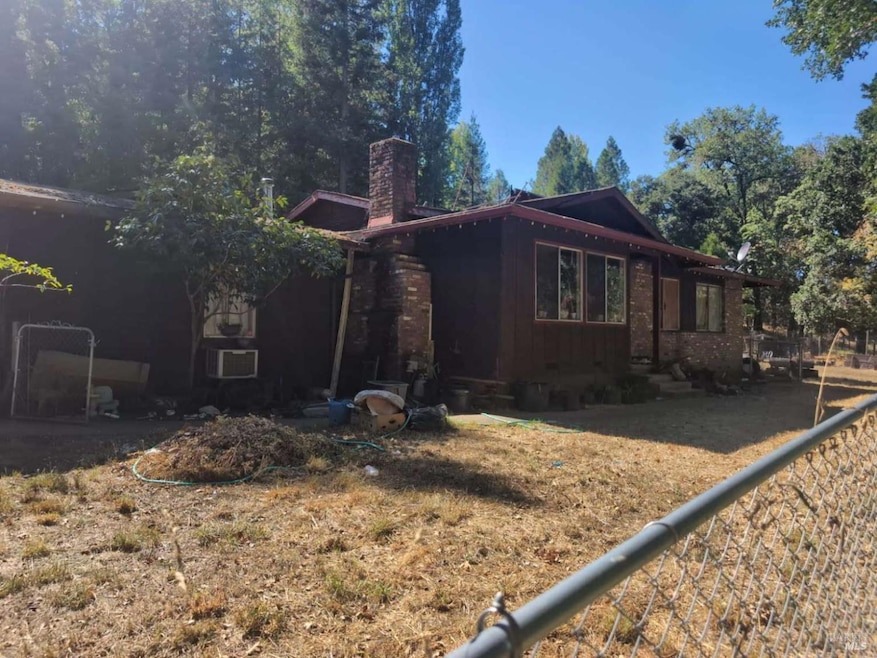 18800 Walker Rd, Willits, CA 95490 - photo 1