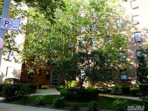 2619 141st St unit 2C, Flushing, NY 11354 - photo 1