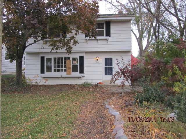 2006 N 117th St, Milwaukee, WI 53226 - photo 1