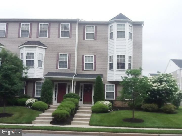 8 Turtle Ct unit D8, Delran, NJ 08075 - photo 1