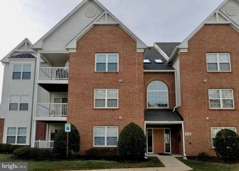 3704 Excalibur Ct unit 302, Bowie, MD 20716 - photo 1