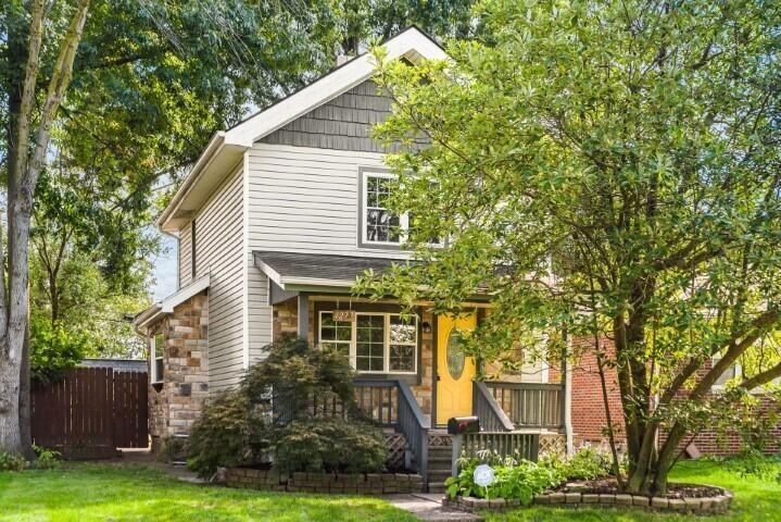 005_4538_W Genessee Ave-013-2 (Small)