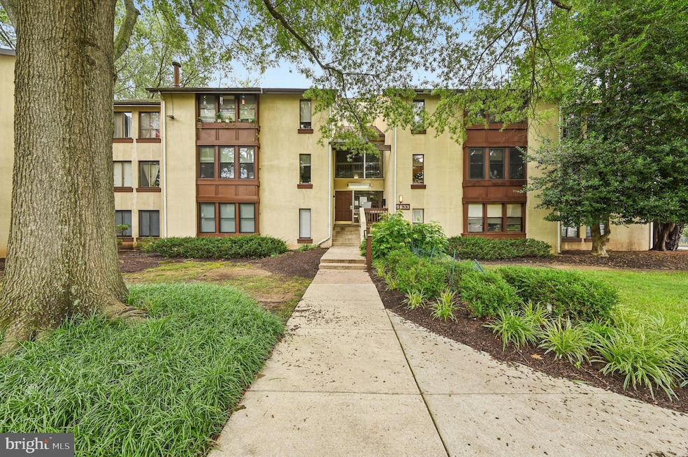 9633 Whiteacre Rd, Columbia, MD 21045 - photo 1