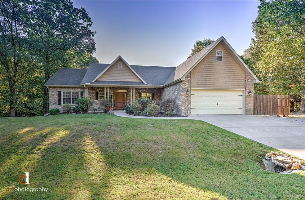 17 Westerham Ln Bella Vista, AR