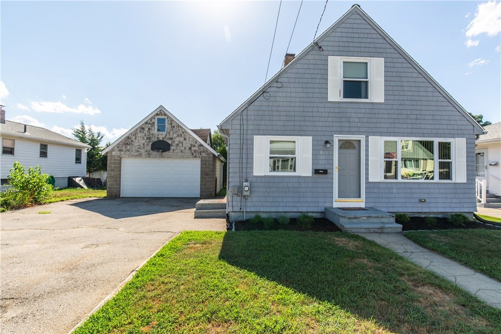 11 Grand View Ave, Johnston, RI 02919 - photo 1