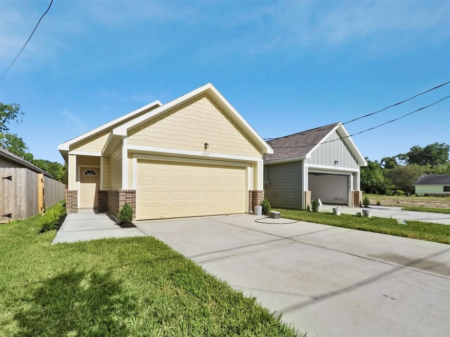 6907 Bonita St, Houston, TX 77016 - photo 1