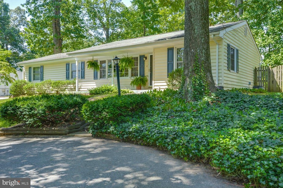 294 Cedar Ln, Annapolis, MD 21403 - photo 1