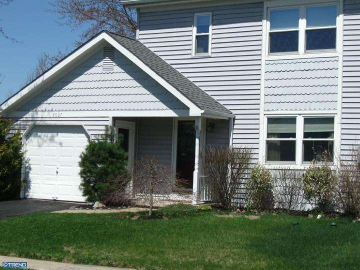 2637 Towamencin Ave, Hatfield, PA 19440 - photo 1