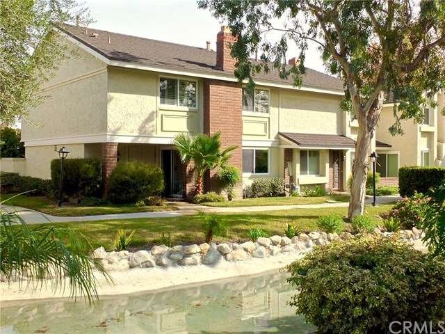 Large 3 bedroom end unit. No one above or below yo